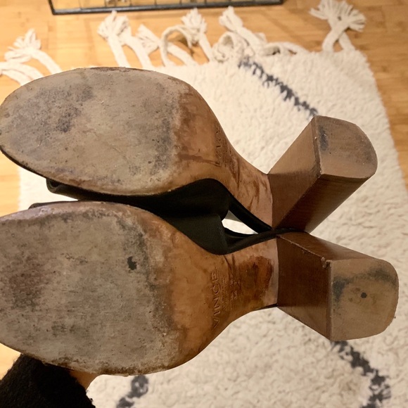 Vince Faye Peep Toe Booties, size 7 - Picture 6 of 7